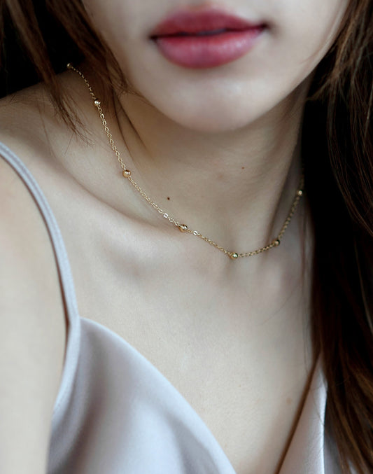 Elyna Essential Necklace